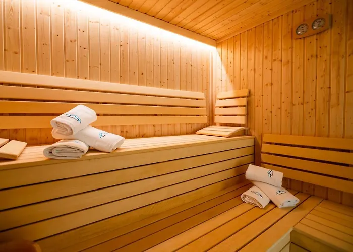 Apartment Invest Centrum Park 29 *